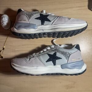 Vintage Havana RUN Sneaker Gray & White Low Top Black Glitter Star & Chunky Sole